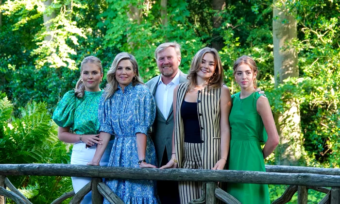 Prințesa Amalia, Regina Maxima, Regele Willem Alexander, Prințesa Arianne, Prințesa Alexia la Palatul Huis Ten Bosch, 2025   Familia Regală olandeză jpg