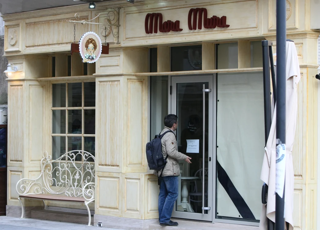 Reporterii Click! au găsit închisă cofetăria Dacianei Sârbu