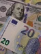 Euro dolari lei bancnote bani FOTO Shutterstock jpg