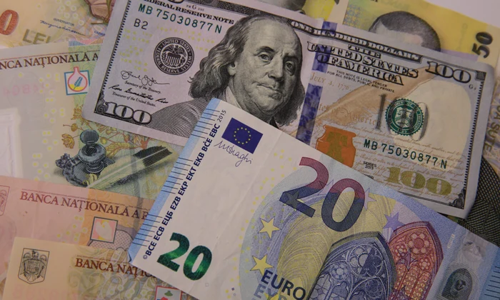Euro dolari lei bancnote bani FOTO Shutterstock jpg