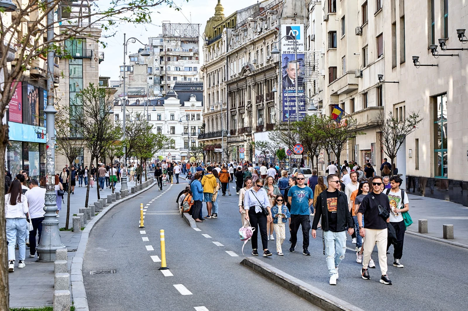 „Strazi Deschise, Bucuresti – Promenada Urbana” Revine Pe Calea Victoriei