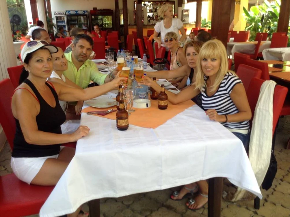 Elena Udrea, în deltă , la Sulina FOTO Facebook