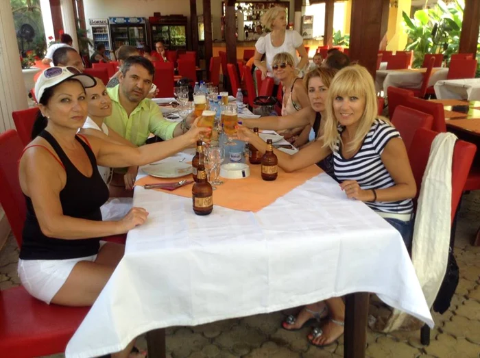 Elena Udrea, în deltă , la Sulina FOTO Facebook