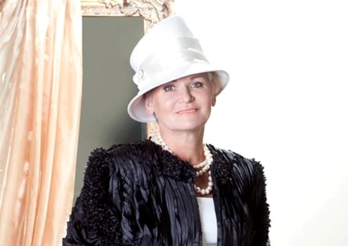 
    Monica Tatoiu a fost luată în vizor din cauza limbajului nepotrivit pentru ora difuzării emisiunii "TeoShow"foto: Facebook  