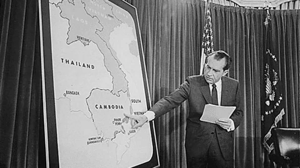 Contribuţia preşedintelui Richard Nixon la societatea americană jpeg