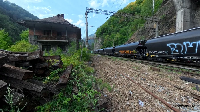 Halta Pietrele Albe din Defileul Jiului. Foto: Daniel Guță. ADEVĂRUL