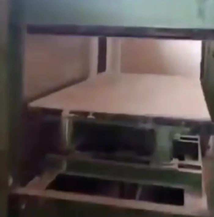O presă de fier a fost descoperită în închisoarea Saydnaya FOTO Captură Video