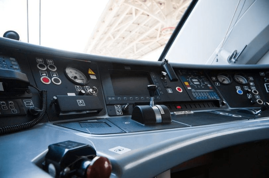 România va achiziționa 16 locomotive electrice noi: vor circula cu până la 200 km/h 