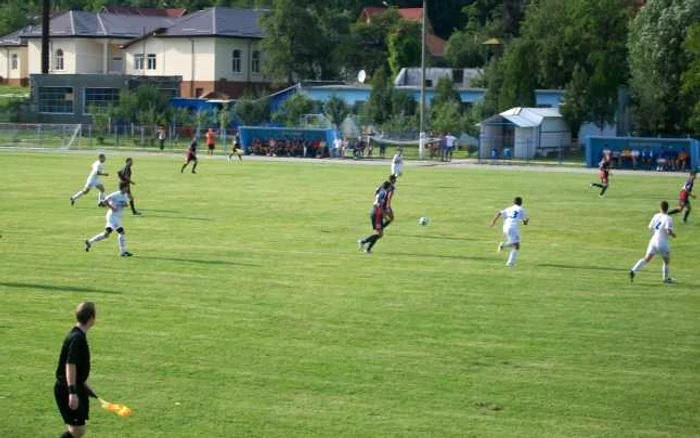 Râmnicu Vâlcea: FC Oltchim a obţinut o noua victorie în liga a III-a