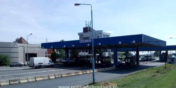 calarasi punctul de trecere a frontierei nadlac foto politia de frontiera