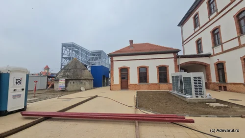Statia CFR Simeria  Foto Daniel Guță ADEVĂRUL (3) jpg