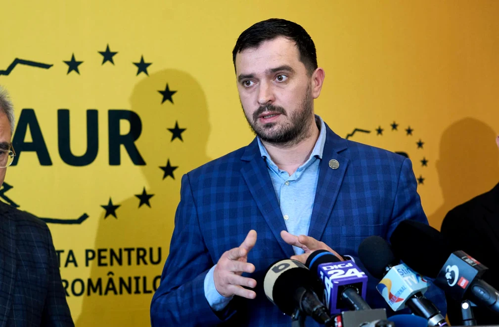 Mihai Enache, liderul deputaților AUR, cere demisia lui Raed Arafat FOTO: Facebook