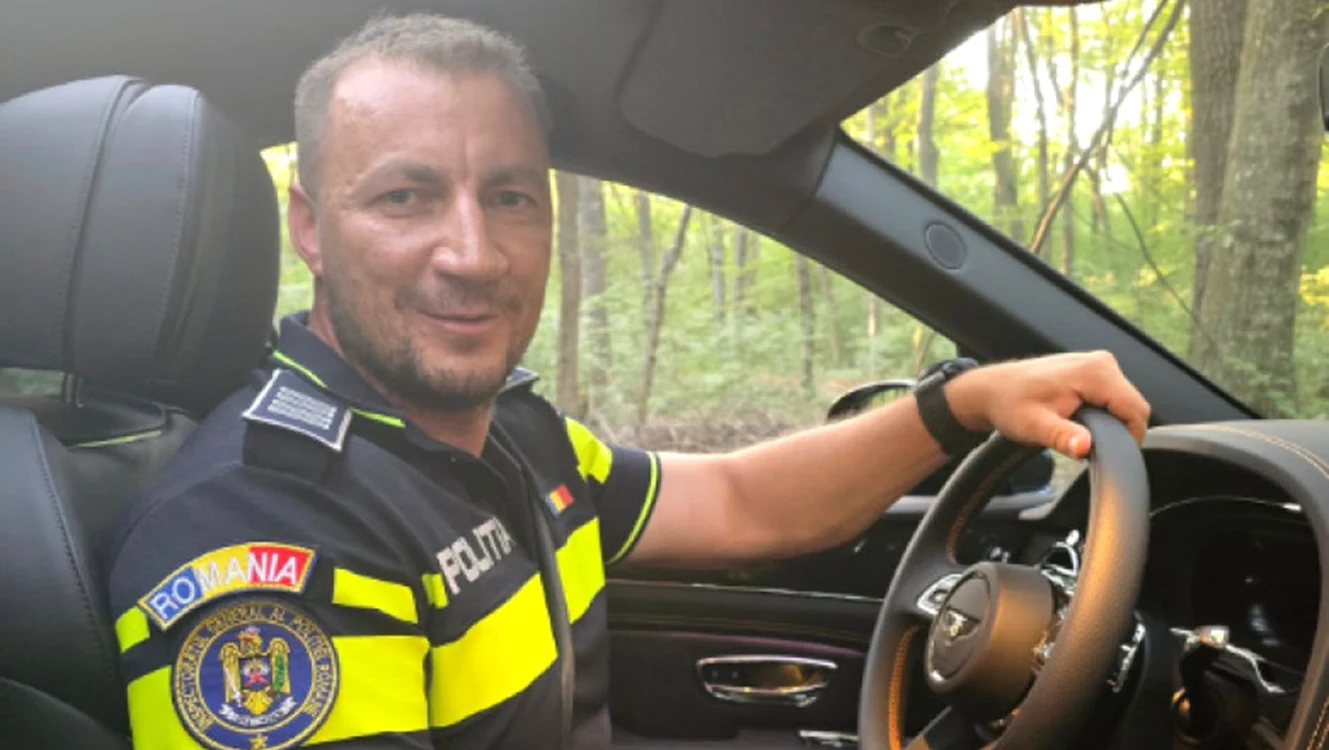 Polițistul-influencer Marian Godină a fost luat la ochi de un ONG. FOTO: social media