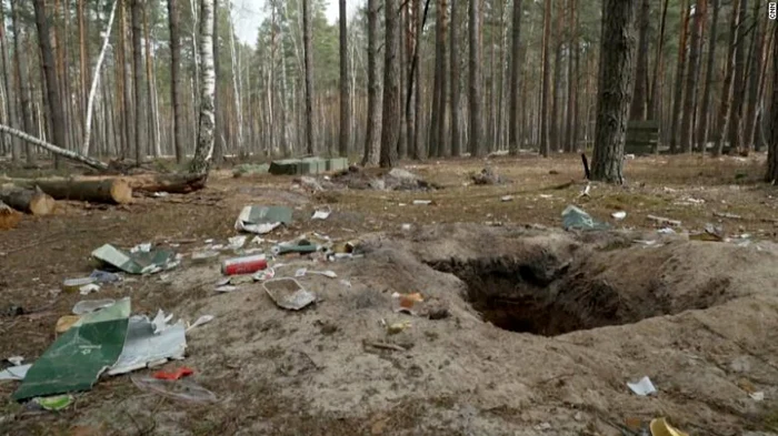 tabara militara rusa parasita langa kiev foto cnn