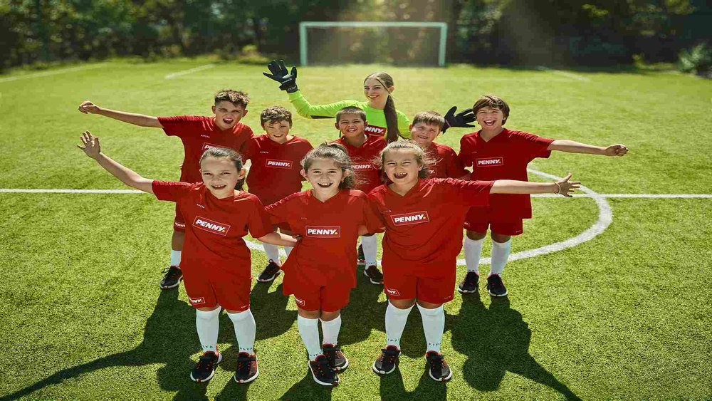 PENNY România, inițiatorul Ligii Punctelor, susține viitorul fotbalului împreună cu Federația Română de Fotbal