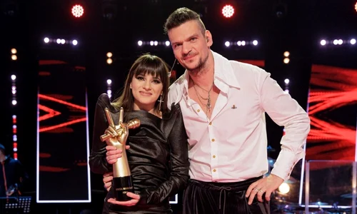 Alexandra Căpitănescu, solista lui Tudor Chirilă, a câștigat Vocea României Sursa Pro tv 