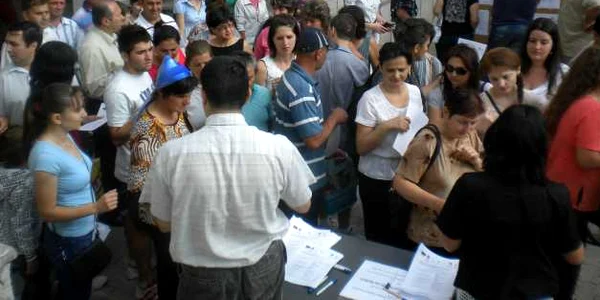 Doar 230 de şomeri au fost angajaţi din cei 1.600 prezenţi la bursă