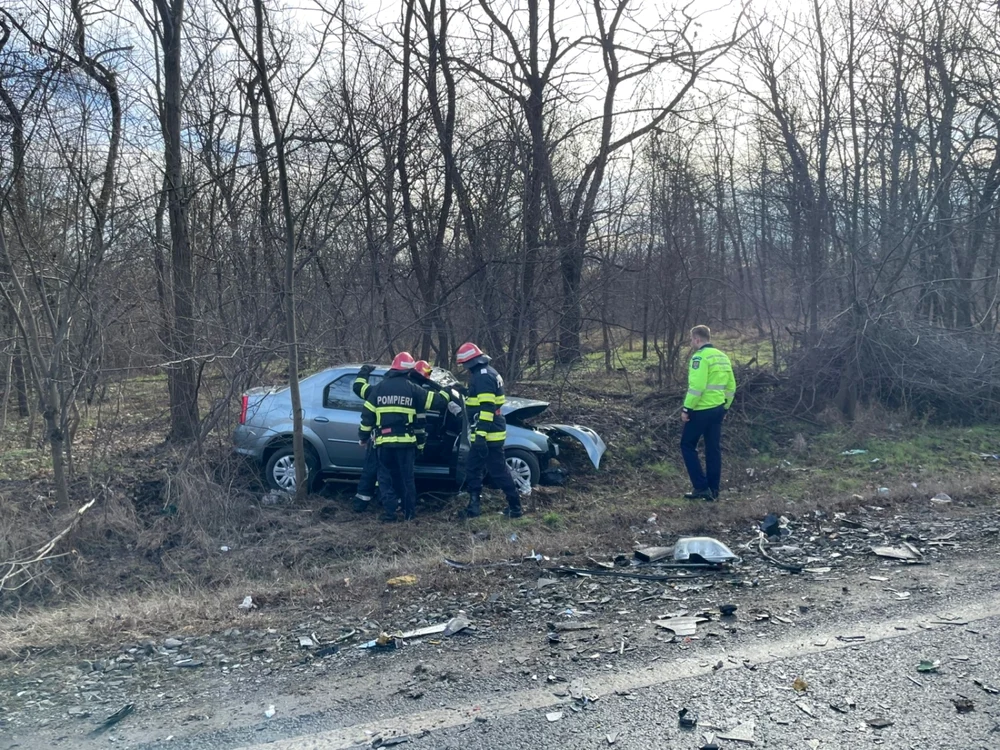 Trei maşini implicate în accident, sursa: ISU Brăila