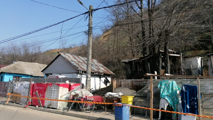 Șapte case de pe strada Grădiște au fost evacuate FOTO: Alina Mitran