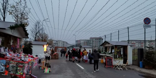 targ de craciun slatina pe jumatate in bezna   foto alina mitran (66) jpg