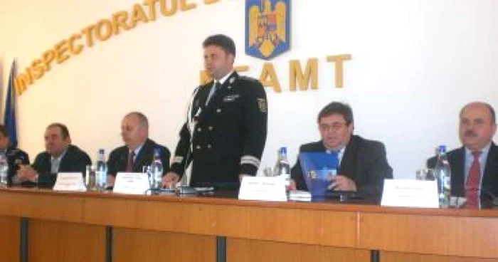 Şefii Poliţiei Neamţ trebuie să treacă prin filtrul anchetei ministeriale