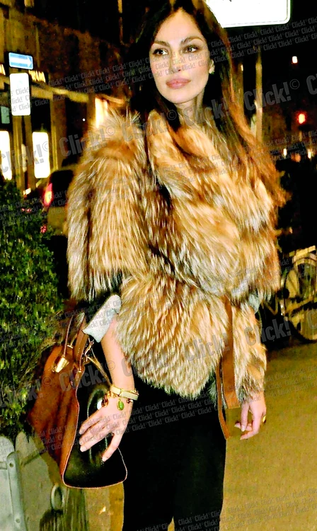 
    Mădălina Ghenea  