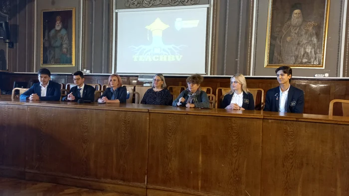 Elevi ai Colegiului Andrei Șaguna au dezvoltat o aplicație de mentorat FOTO Ioan Buciumar