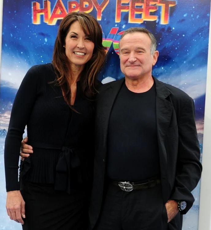 Robin Williams alături de soţia lui, Susan Schneider, la premiera filmului "Happy Feet 2", în 13 noiembrie 2011