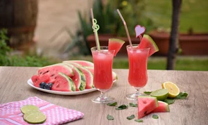 sangria cu pepene roşu jpeg