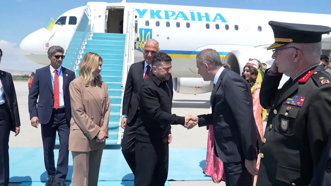 Zelenski a sosit marți la summitul NATO de la Ankara. FOTO: captură video X/@ZelenskyyUa