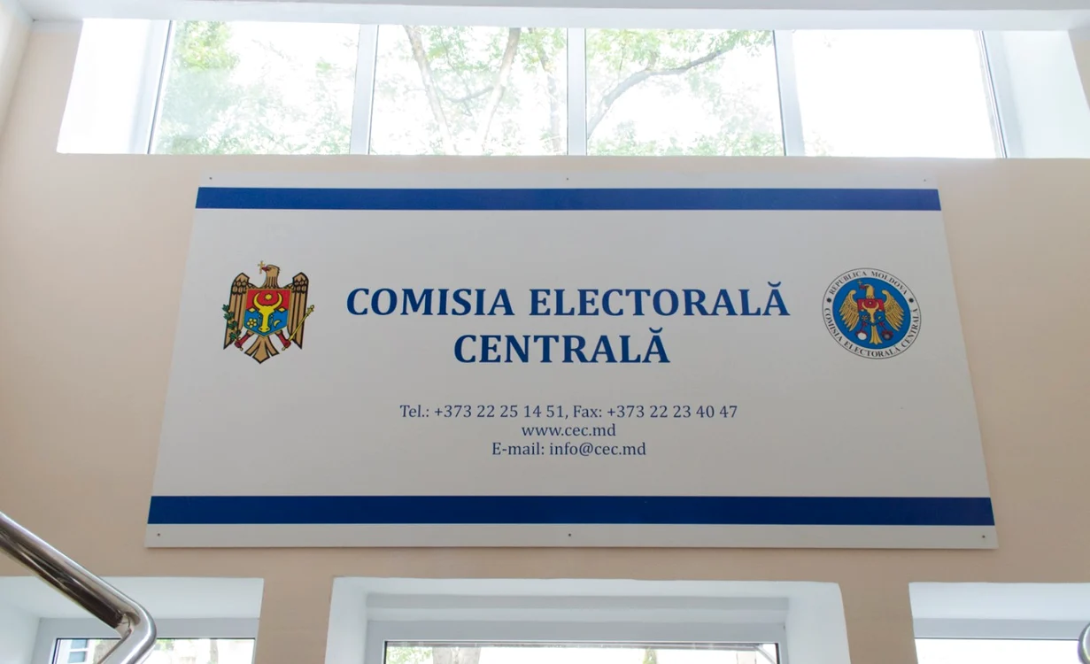 Alegătorii cu dizabilităţi de vedere vor putea vota prin intermediul plicului-şablon FOTO: Adevărul
