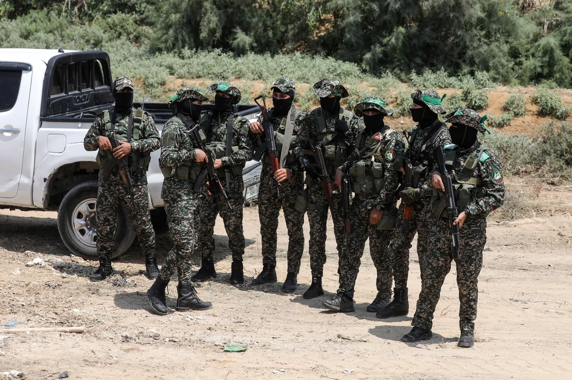 Membri ai brigăzilor Ezzedin Al-Qassam FOTO: Profimedia (Arhivă)