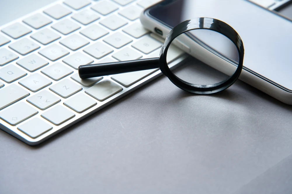 Cuvintele anului 2025 în întreaga lume: de la „slop” la „tarif”