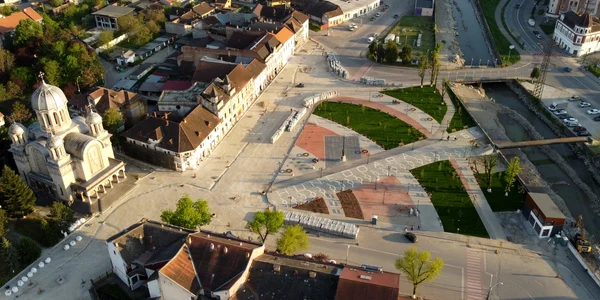 Centrul istoric din Hunedoara si zona Castelului Corvinilor  Foto Daniel Guță  ADEVĂRUL (50) 001 JPG
