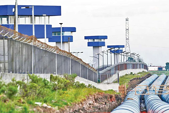 Tunelul se întinde pe 1,5 kilometri