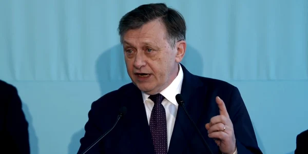 miting sustinere cluj crin antonescu FOTO Captură video