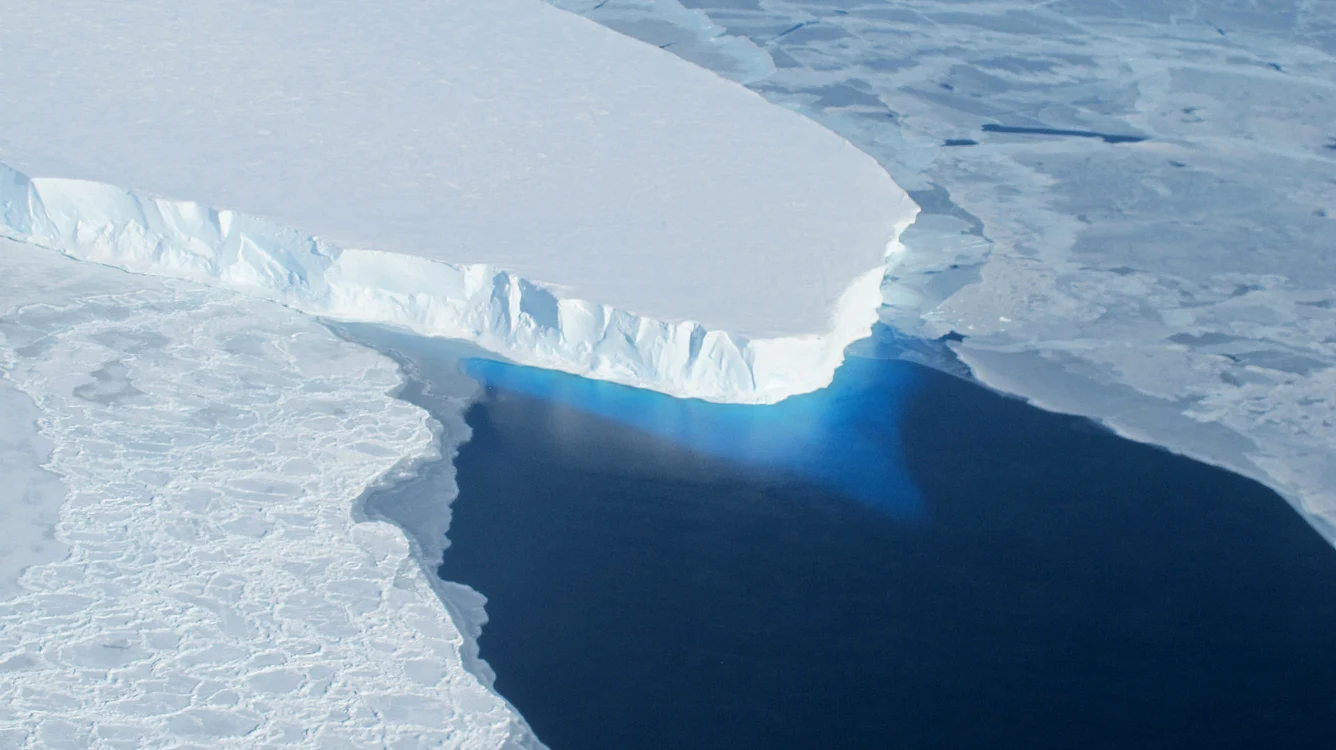 Ghețarul Thwaites este situat în Antarctica de Vest FOTO Wikipedia/NASA
