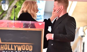 FOTO Profimedia Catherine O’Hara, alături de Macaulay Culkin la ceremonia în care actorul a fost primit o stea pe Hollywood Walk of Fame