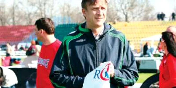 Emil Săndoi nu vine mâine la meci în Bănie