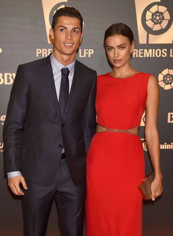 Fotomodelul rus şi fotbalistul Cristiano Ronaldo s-au despărţit în luna februarie după 5 ani de relaţie