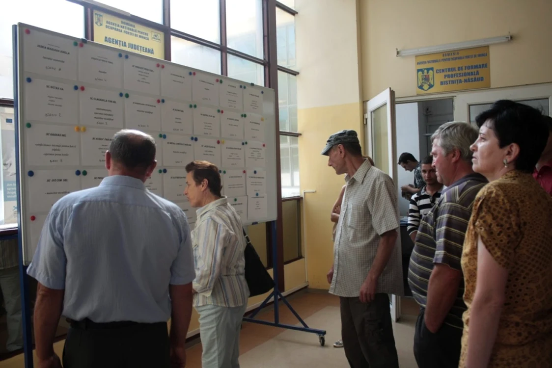 Studiile arată că românii peste 45 de ani sunt discriminaţi pe piaţa muncii