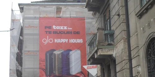 Amenzi pentru publicitate stradală