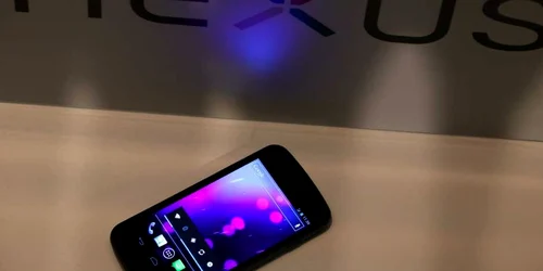 Preţul unui Samsung Galaxy Nexus este de aproximativ 630 de euro