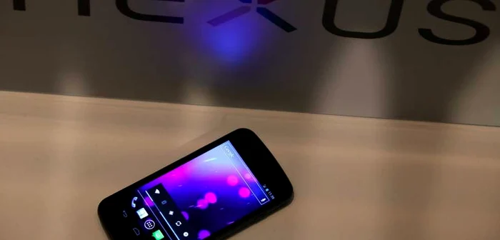 Preţul unui Samsung Galaxy Nexus este de aproximativ 630 de euro