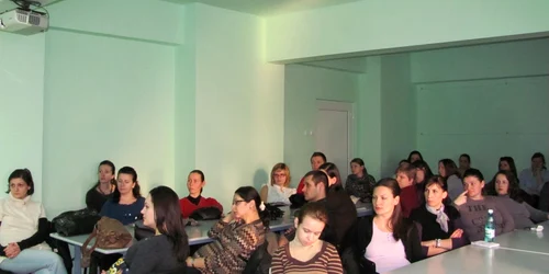Mame, la primul curs din program, organizat chiar de 8 Martie
