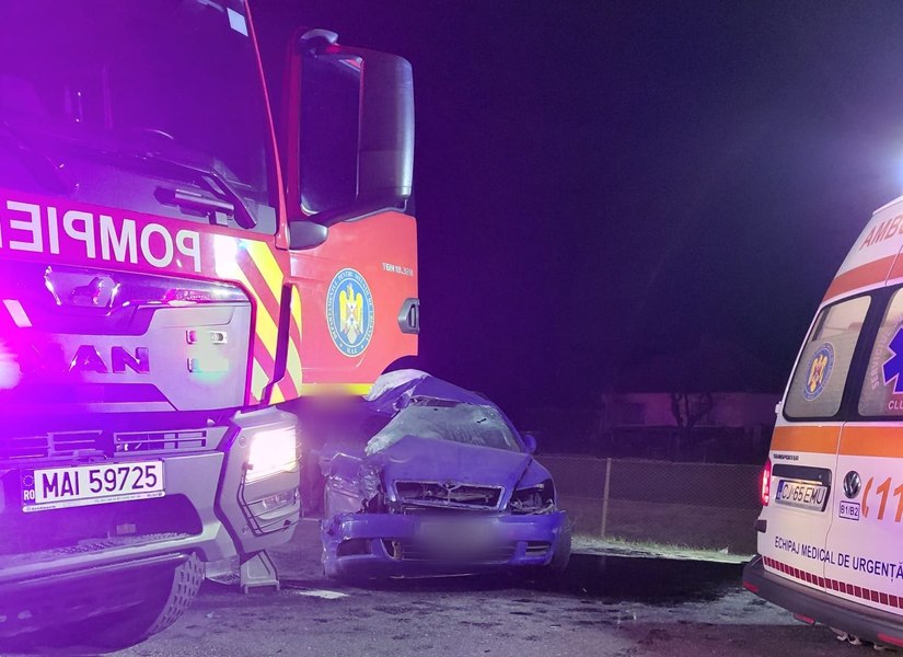 Impact fatal pe DN 1, pe drumul ce leagă Clujul de Oradea: o fetiță de 3 ani și un bărbat și-au pierdut viața într-un accident rutier grav