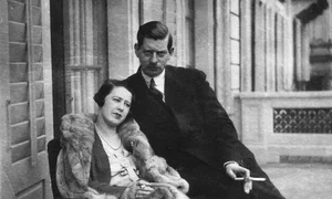 Calendar 7 septembrie: 1940   Carol al II lea a plecat în exil din gara Băneasa, însoțit de Elena Lupescu, cu un tren special jpeg