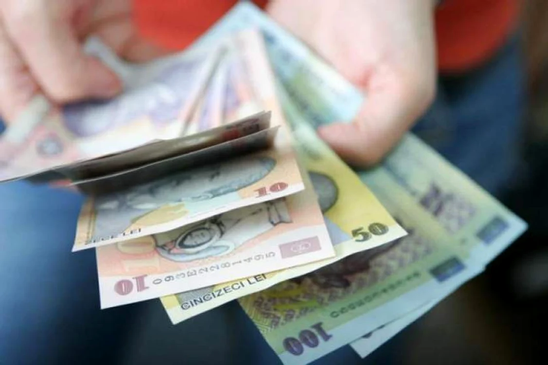 Salariul minim brut va crește de la 1 ianuarie 2019, în fiecare din următorii patru aniFOTO: Click!