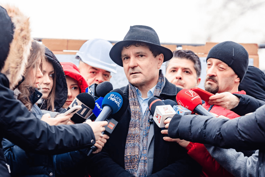 Nicușor Dan în 2012: În 6 luni nu vor mai exista câini comunitari