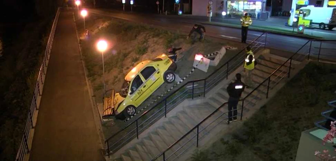 Taxi-ul s-a oprit pe malul Cibinului